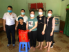Bệnh viện ĐKKV Yên Minh đến thăm gia đình cán bộ Y tế đang làm nhiệm vụ chống dịch tại các tỉnh phía Nam của tổ quốc